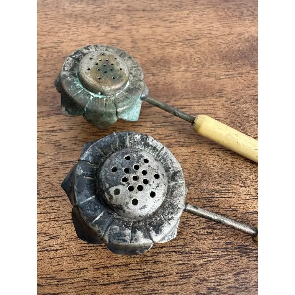 Vintage Silver Pewter Metal Wood Handle Sunflower Salt & Pepper Shakers Patina